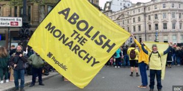 Anti-monarchy protesters gather in central London