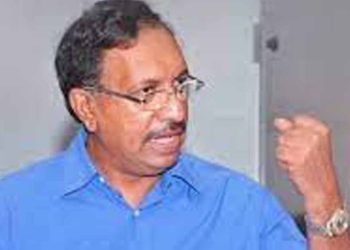 Anura Piyadarshan, an independent Pohottuwa MP, agreed to vote with the government within an hour of our news.