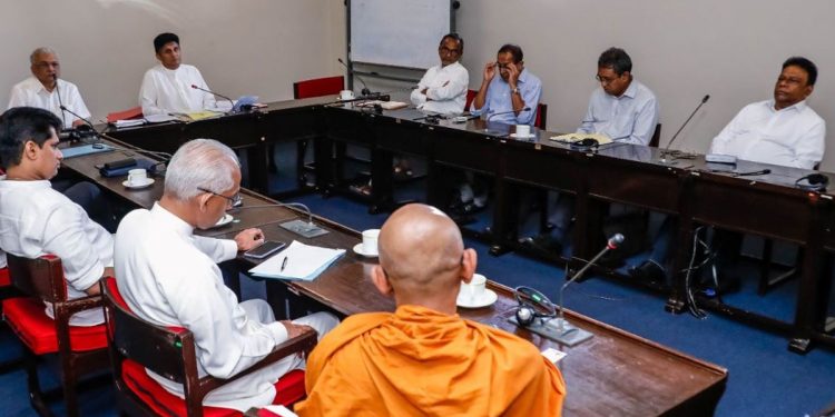 The executive committee of the opposition party unity met today and discussed many future moves!