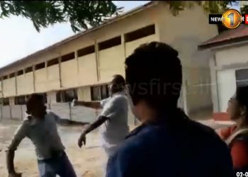 MP Gajendra Kumar Ponnambalam attacked by police in Jaffna!  I Sri Lanka Latest News