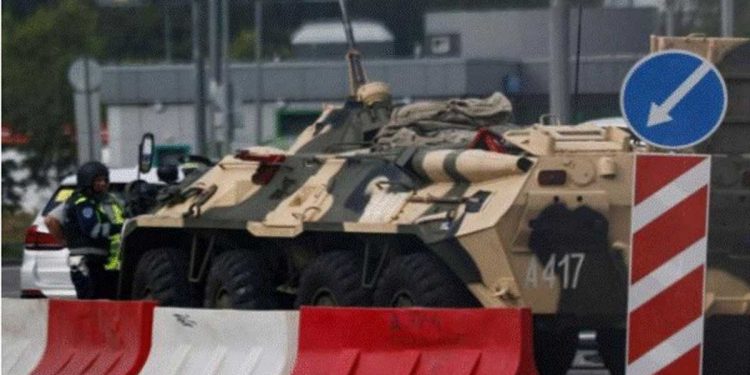 Moscow mayor tells people to stay home as Wagner mercenaries move towards Russian capital  I Sri Lanka Latest News