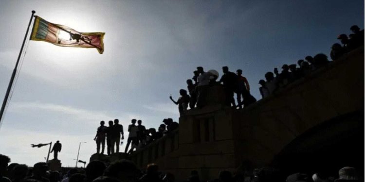 Sri Lanka unveils debt restructure plan to tackle economic crisis  I Sri Lanka Latest News