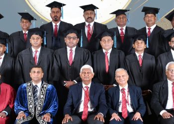 Ceylinco Life’s bespoke SLIM diploma produces first batch of graduates  I Sri Lanka Latest Business News