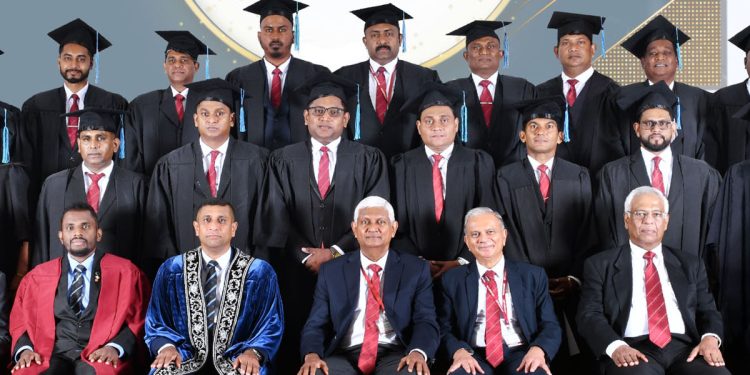 Ceylinco Life’s bespoke SLIM diploma produces first batch of graduates  I Sri Lanka Latest Business News