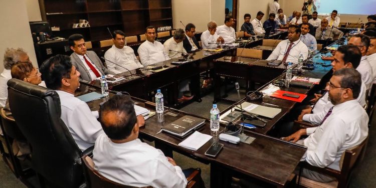 The Opposition Party Alliance solicited feedback from representatives of electronic media on the proposed Broadcasting Authority Bill PHOTOS I SriLanka Latest News