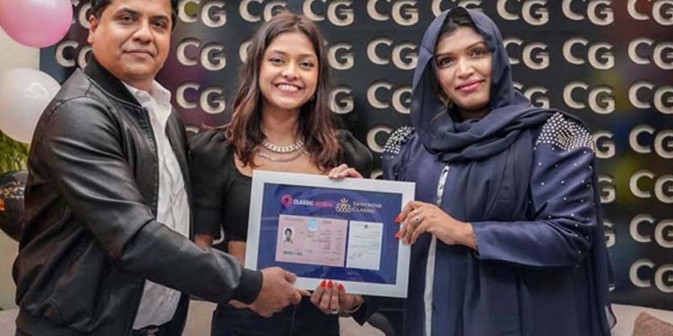 Yohani De Silva, a young Sri Lankan singer, was awarded the ‘Golden Visa’ in Dubai  I Sri Lanka Latest News