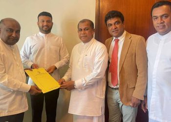 The motion of no confidence against Keheliya handed over to the speaker at exactly 2 pm! I Sri Lanka Latest News