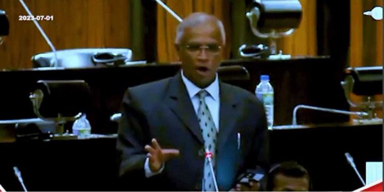 MP Sumanthiran accuses the government of stealing from EPF over the years and now dipping into the poor working class savings I Sri Lanka Latest News