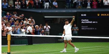 Tennis-Alcaraz mauls Medvedev and sets his sights on Djokovic in dream final  I Sri Lanka Latest News