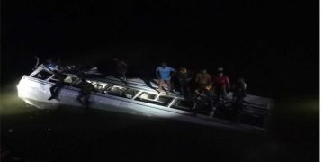 8 dead, several injured after bus collides and goes off bridge into river I Sri Lank Latest News