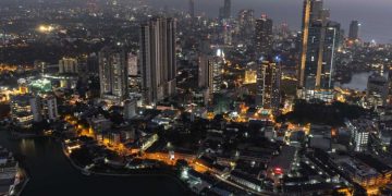 Former Peradeniya University professor Atula Senaratne claims that due to earthquakes near Sri Lanka, large buildings in Colombo are in danger I Sri Lanka Latest News