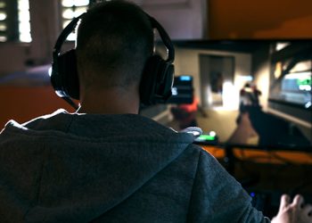 Addiction to computer games; in Jaffna, a student commits suicide I Sri Lanka Latest News
