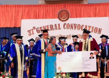 Mother arrived to receive the dead son’s graduation! Jaffna University was moved! I  Latest News From Sri Lanka