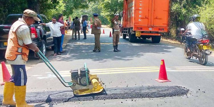 Authorities in the Polonnaruwa Manampitiya Kotaliya area have implemented necessary safety measures to prevent road accidents I Sri Lanka Latest News