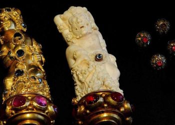 Netherlands to return nearly 500 looted objects to Indonesia and Sri Lanka I Sri Lanka Latest News