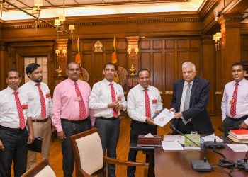 Ranil agrees to provide significant salary increase to doctors  I Sri Lanka Latest News