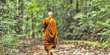 1892, who went from the laity to the order, left the robe last year and returned to the laity I Sri  Lanka Latest News