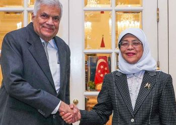 Ranil meets Singapore President-Ministers! I Sri Lanka Latest News