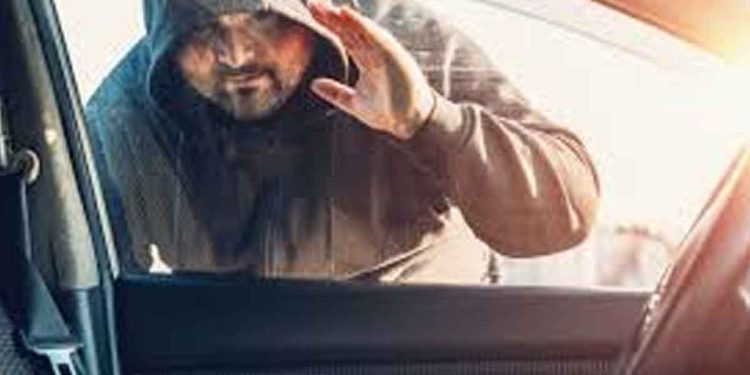 Leasing companies cannot forcibly recover vehicles anymore! it is an act of forcible theft – Police I Sri Lanka Latest News