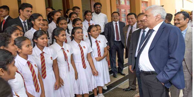 President Launches ‘Capital Market Club’ Initiative in 100 Chosen Schools I Sri Lanka Latest News