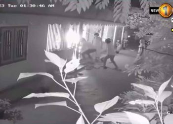 This is not a scene from a movie! A footage of arson happened in the middle of the night in Jaffna! VIDEO I Sri Lanka Latest News