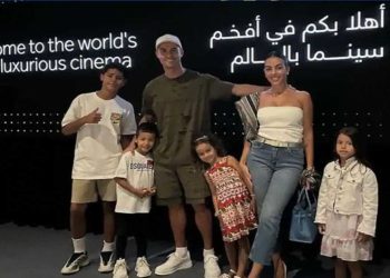 Jailer: Cristiano Ronaldo watches Rajinikanth film in Dubai with family?  I Sri Lanka Latest News