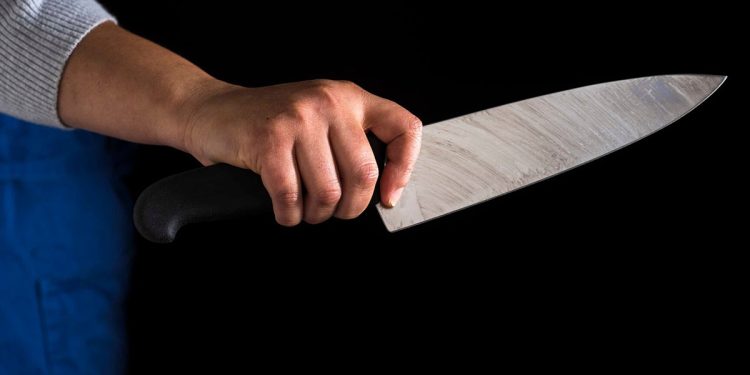 Stabbing in school: A grade 11 student stabbed by a grade 12 student in Karandeniya I Sri Lanka Latest News