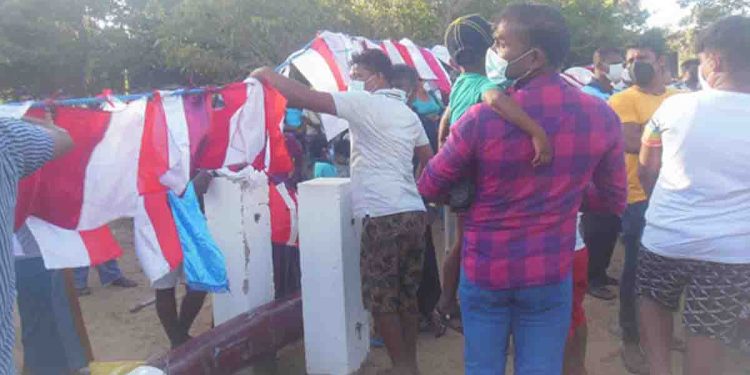 Police arrest five suspects roaming among Talawila pilgrims I Sri Lanka Latest News