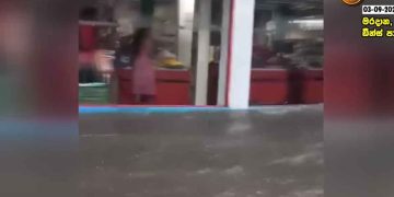 3 hours rain inundates Colombo streets!  I Sri Lanka Latest News