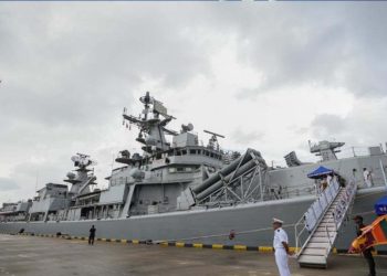 Indian Naval Ship (INS) Delhi departs Colombo I Sri Lanka Latest News