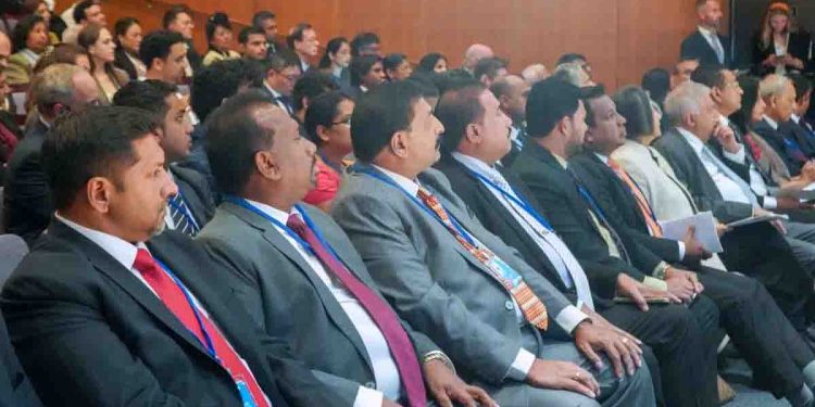 Three members of Pohottuwa, along with Vadivel Suresh, who recently switched sides, have reportedly travelled to the United States with Ranil. I Sri Lanka Latest News