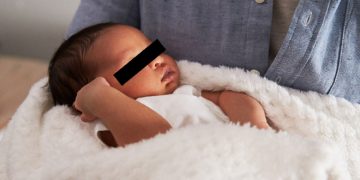 An employee of the Kandy National Hospital is exposed to a racket selling babies! Two infants prepared for sale have been hidden at a home! Sri Lanka Latest News