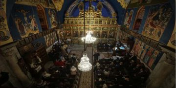 ‘War knows no religion’: Gaza’s oldest church shelters Muslims, Christians  I Sri Lanka Latest News