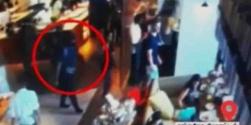 Easter Attack Trial Begins:  Daily Hearing! Saharan in a photo taken by the receptionist at Shangri-La Hotel! Officials from the American Embassy have come to watch the proceedings! I Sri Lanka Latest News