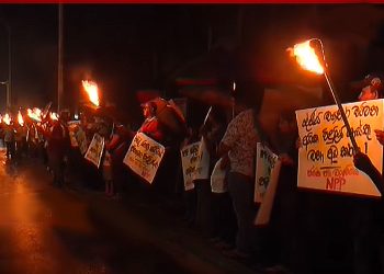 JVP take torches against the electricity bill! VIDEO I Sri Lanka Latest News