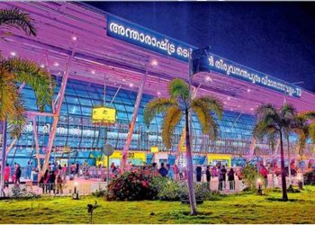 6.15 kg gold seized from 13 Sri Lankans, 1 Indian; biggest bust at TVM Airport this year  I Sri Lanka Latest News