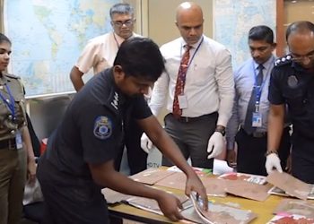 23 million worth of cocaine hidden behind children’s storybooks! A foreign woman in the customs net! VIDEO I Sri Lanka Latest News