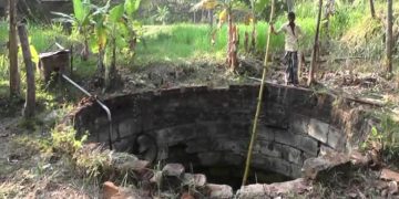 A two-and-a-half-year-old girl died after falling into a well!  mother jumped into the well to save the girl! Sri Lanka Latest News