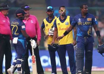 Mathews’s out creates a big stir ! A lawyer files a case in Bangladesh court! Waqar Younis-Russell Arnold’s names also mentioned! VIDEO I Sri Lanka Latest News