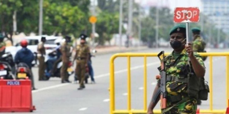 Parliament tightens security around! Police forces are called! Put the barrier! VIDEO I Sri Lanka Latest News