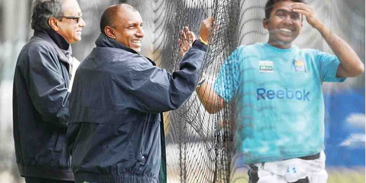 Mahela congratulates Aravinda de Silva on achieving an all-time Great Status I Sri Lanka Latest News