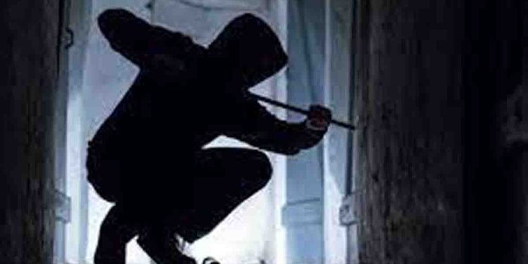 Temples in America are not safe! Thieves break into Mahamevna hermitage in Washington! Many nearby temples are threatened by thieves! I Sri Lanka Latest News