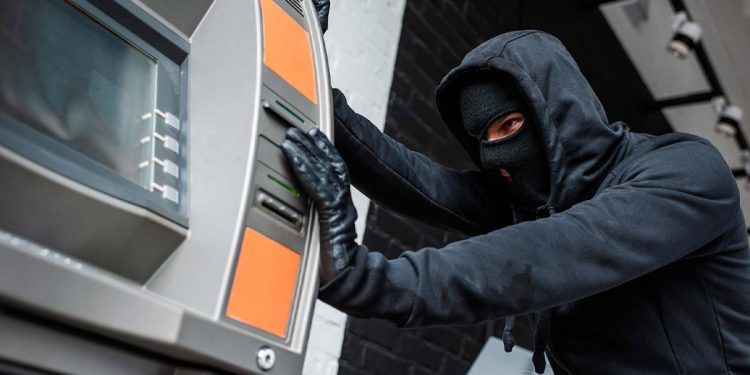 ATM machine breaker of a state bank in Anuradhapura apprehended by Police!  I Sri Lanka Latest News