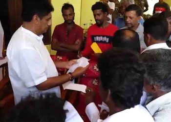 Who else to tell? No one comes to the village Sir, ! People surrounded the opposition leader who visited a temple in Wilgamuwa and gave their grievances in writing   to the opposition leader. VIDEO I Sri Lanka Latest News