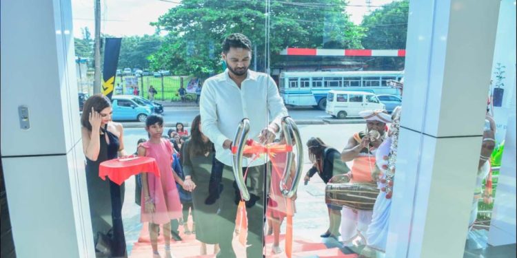 GFlock opens Sri Lanka’s largest ready-made showroom under one brand at Wattala I Sri Lanka Latest News
