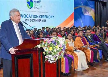 The President joins the graduation ceremony of NSBM Green University! PHOTOS I Sri Lanka Latest News