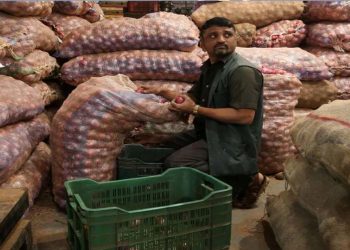 India bans onion exports until March 31, 2024 I Sri Lanka Latest News