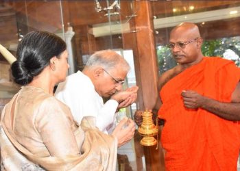 High Commissioner of India visits Gangaramaya Temple I Sri Lanka Latest News