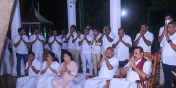 Mahinda was in Kataragama during the New Year dawn! I Sri Lanka Latest News