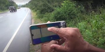 A road with optical illusion discovered near Moragahakanda Reservoir! VIDEO I Sri Lanka Latest News